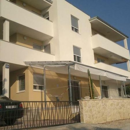 Apartmani Korenika Бродарица Экстерьер фото
