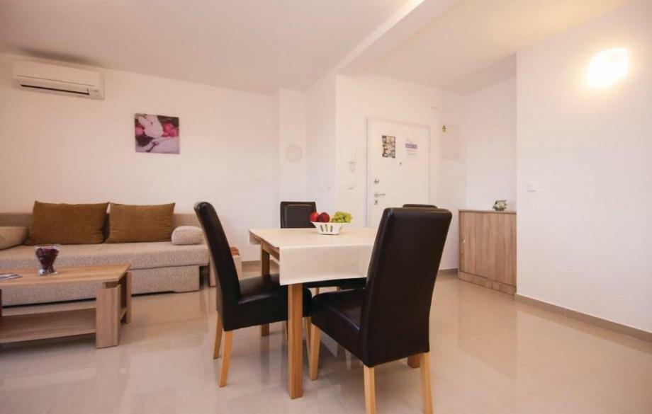 Apartmani Korenika Бродарица Экстерьер фото