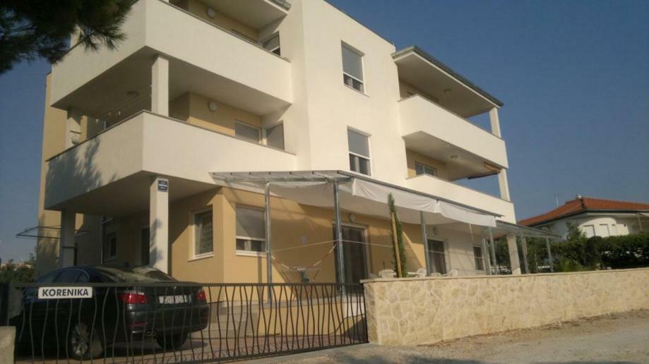 Apartmani Korenika Бродарица Экстерьер фото